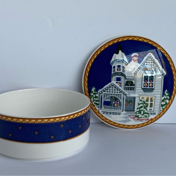 Mikasa Victorian Holiday Round Porcelain 5" Trinket Box Discontinued EUC Winter - Picture 2 of 14